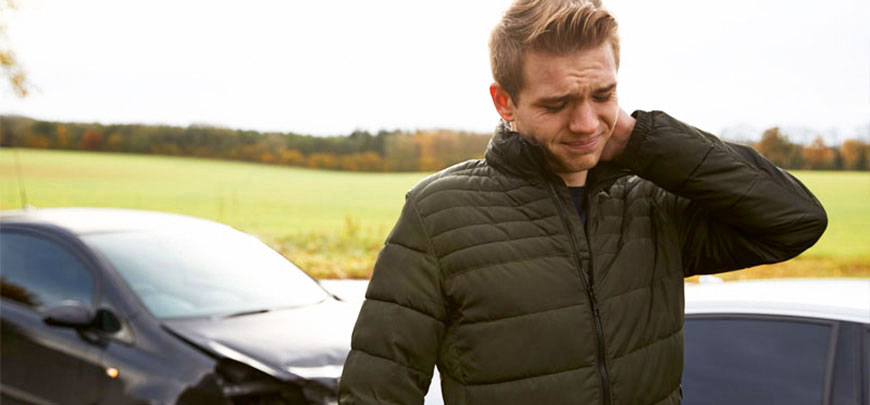 patient receiving auto accident chiropractic in Napa for auto accident injury relief